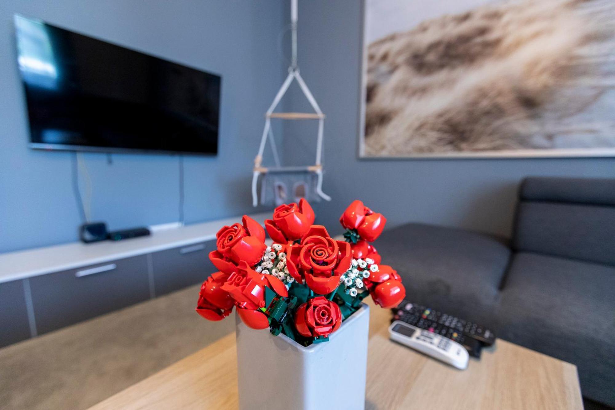 Park Apartman Sarrod Bagian luar foto